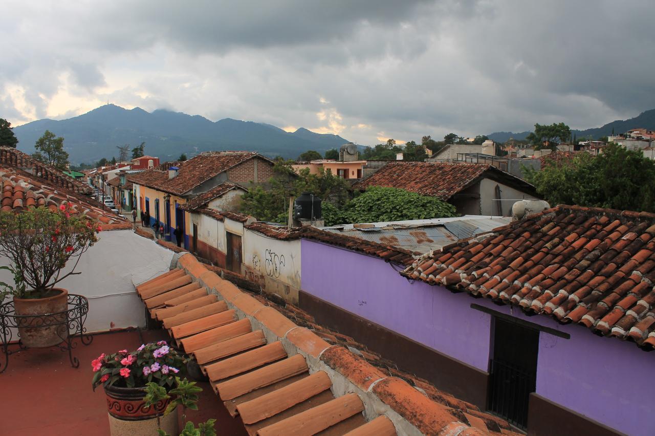 Hotel Jovel - Pago Solo En Efectivo San Cristobal de las Casas Exterior photo